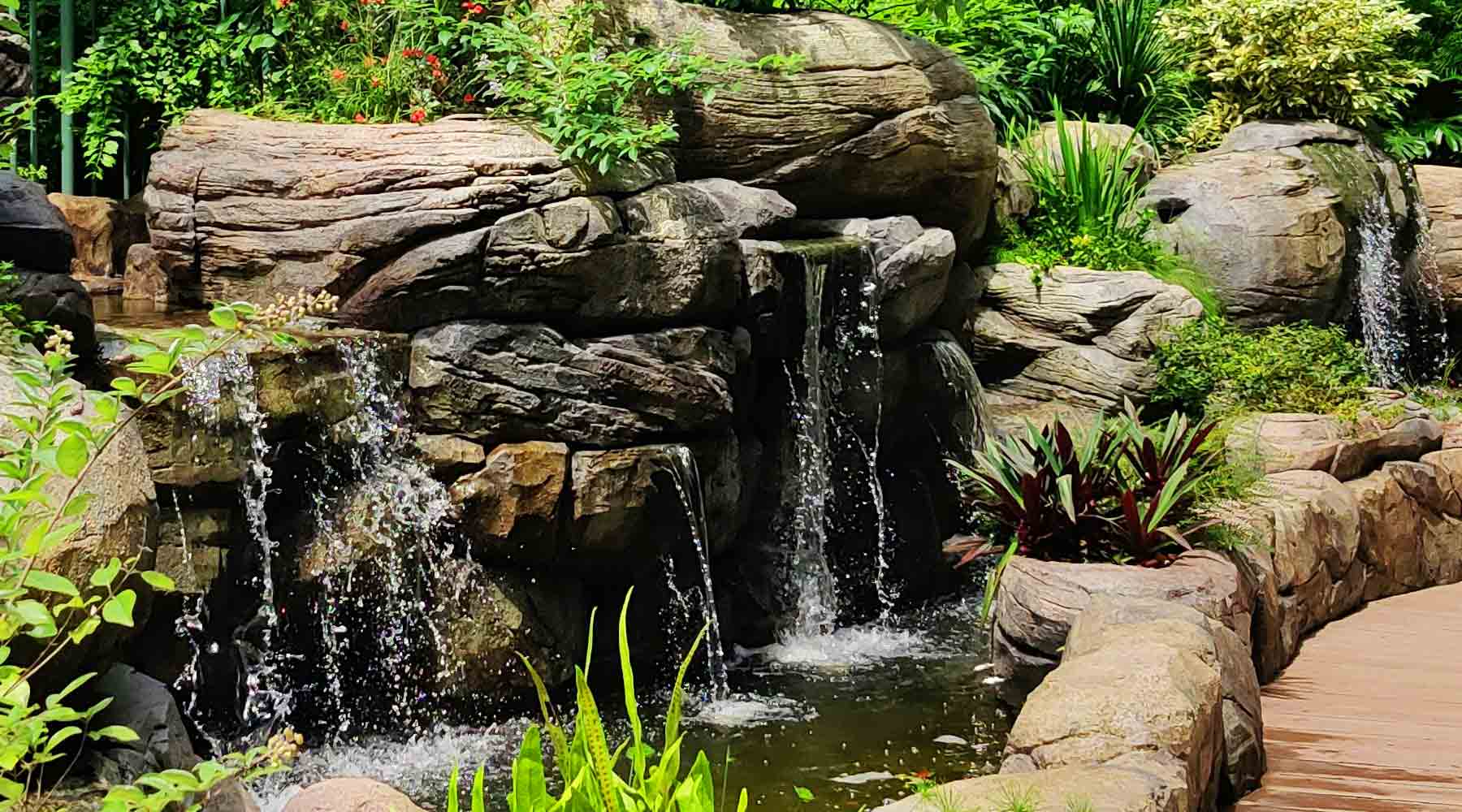 Planning a Sustainable Neighborhood: Integrating Water Features by Paragon Ponds