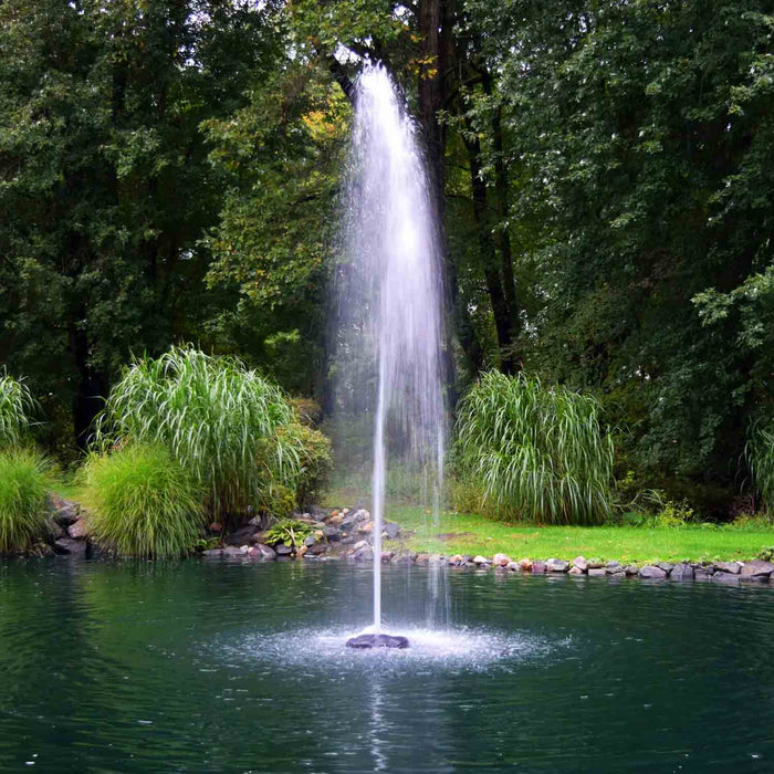 EasyPro AquaFountain 1/2 HP Floating Fountain Shown with Rocket Nozzle Spray Pattern - 115V at Paragon Ponds